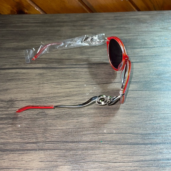 NEW! Kameleon Vibrant Red Cat-Eye Sunglasses - Picture 5 of 6